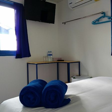 I Talay Beach Bar & Cottage Taling Ngam Exteriör bild