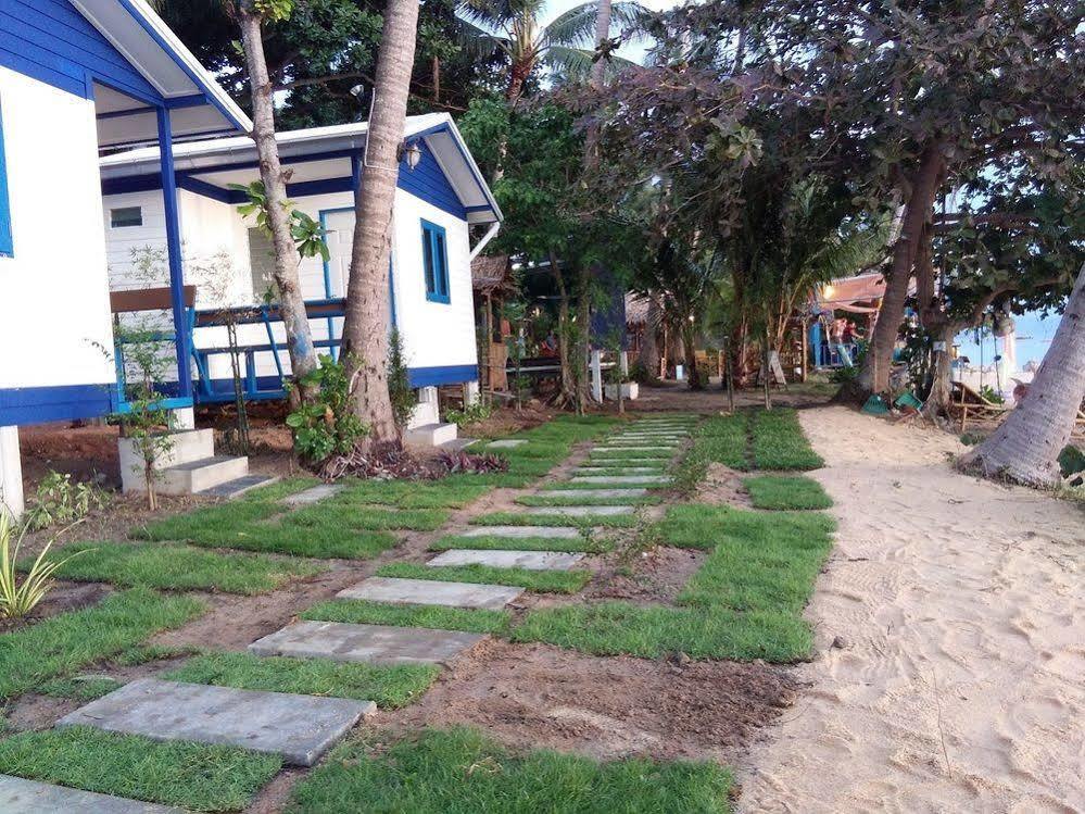 I Talay Beach Bar & Cottage Taling Ngam Exteriör bild