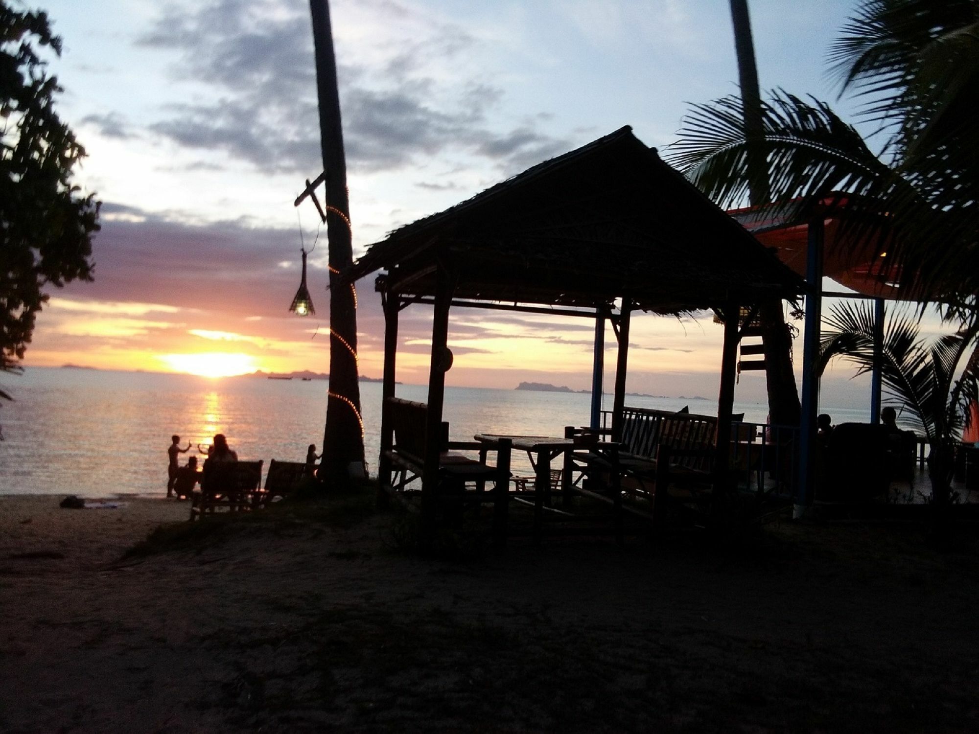 I Talay Beach Bar & Cottage Taling Ngam Exteriör bild
