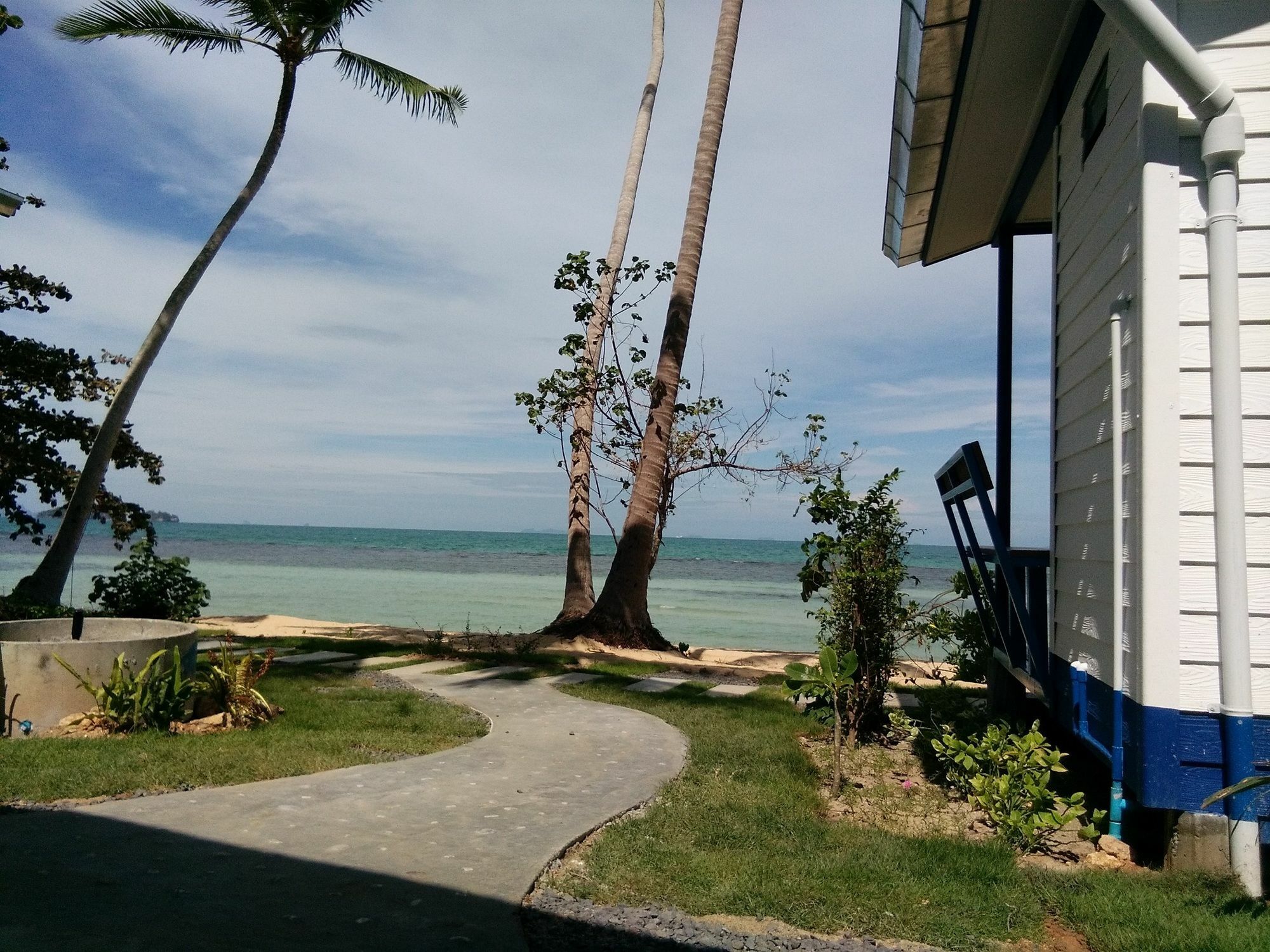 I Talay Beach Bar & Cottage Taling Ngam Exteriör bild